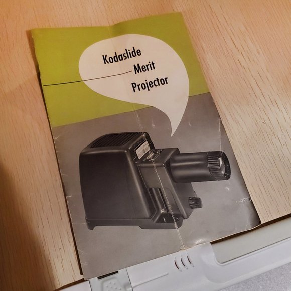 Vintage Kodaslide Merit Projector - Eastman Kodak Co 504-T Super 8 Viewer/Editor - Picture 2 of 16